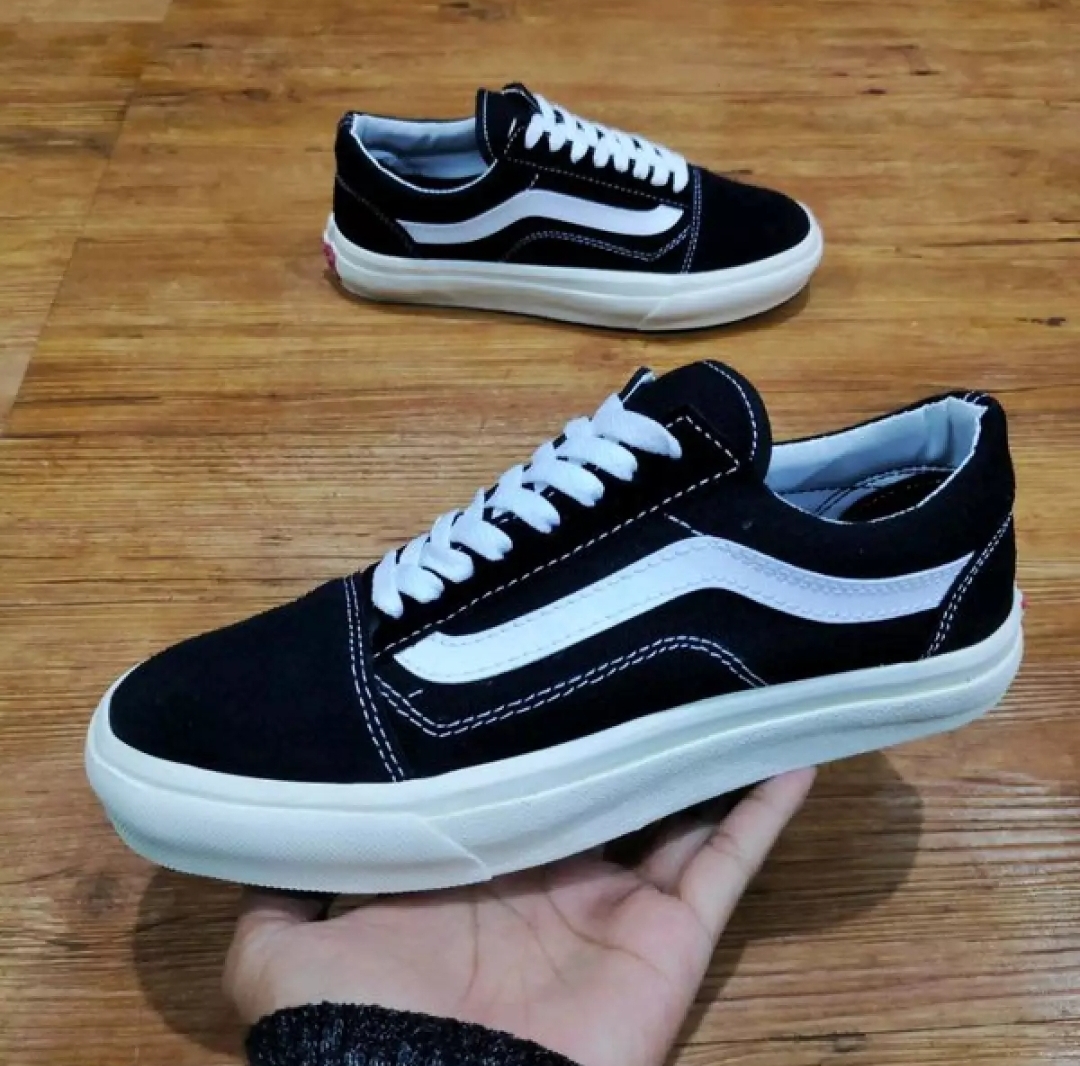 SEPATU VANSS OLD SCHOOL SNEAKERS TERBARU TERMURAH SEPATU SEKOLAH PRIA/WANITA SEPATU VANSS OLD SCHOOL SNEAKERS TERBARU TERMURAH SEPATU SEKOLAH PRIA/WANITA