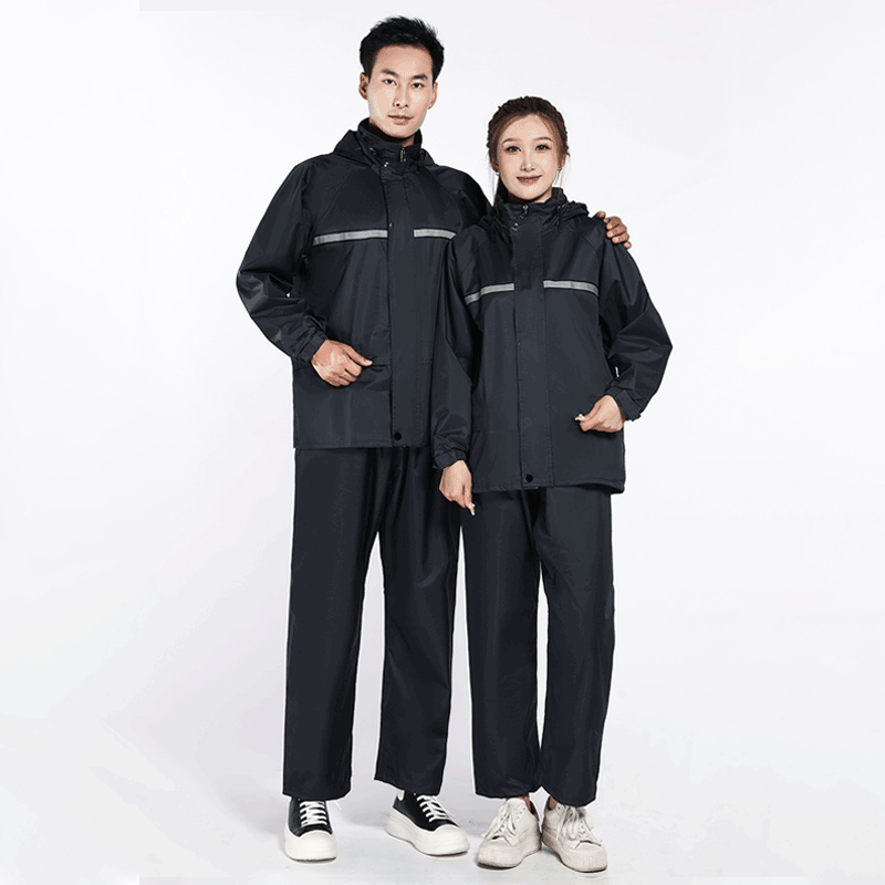 ZACRO Men's Thick Windproof Oxford Cloth Raincoat / single pocket raincoat Harga 125,000 rupiah*Gratis Ongkir