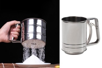 Gambar yaobang Hand Pressure Type Double Cup Flour Sifter Icing,Silver,12.5x13.2cm 4.9x5.2in   intl