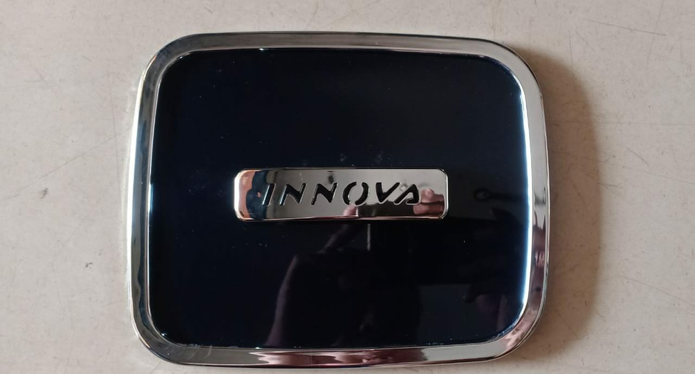 CE1-HYB-IVOHLH TANK COVER TOYOTA INNOVA LAMA TANK COVER INNOVA ( semua innova , sebelum reborn, semua bisa pakai) TUTUP BENSIN TOYOTA INNOVA TUTUP BENSIN INNOVA TUTUP TANGKI TOYOTA INNOVA TUTUP TANGKI INNOVA HYBRID HITAM LOGO HITAM Harga 40,000 Ringgit*Penghantaran Percuma