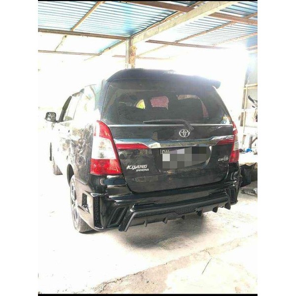 Bodykit toyota innova 2011-2015 zoom Harga 3,202,500 rupiah*Gratis Ongkir