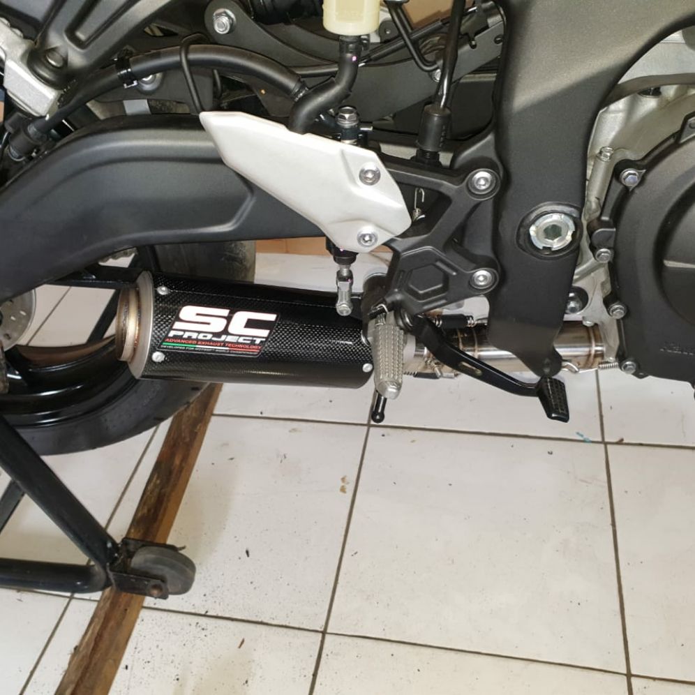 Knalpot Ninja Zx25 R SC Project original Carbon Zx25R Ninja Harga 15,000,000 rupiah*Gratis Ongkir