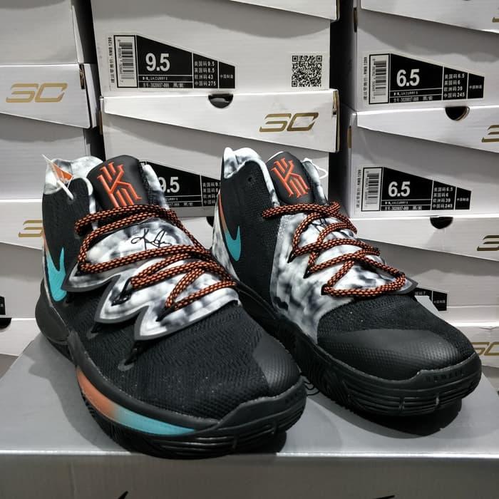 sepatu basket nike kyrie irving