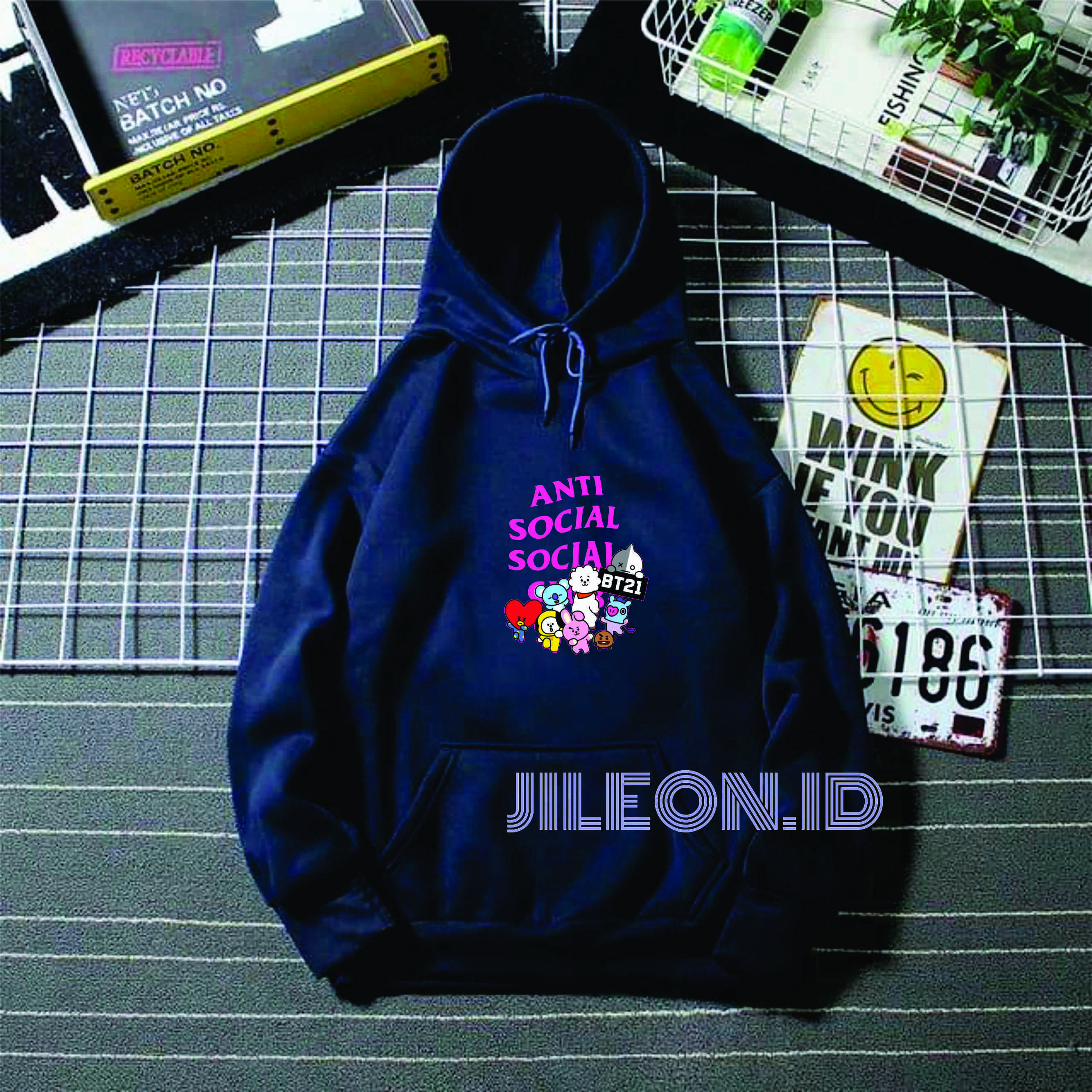 Assc X Bt21 Collab Peekaboo