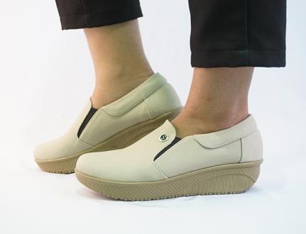 Specta - Sepatu Slip On Wanita - size 36-40 - Murah