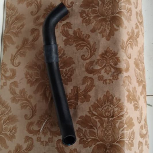 Hose radiator/radiator hose Toyota Kijang 7K EFI top (up)-Original Harga 59,000 rupiah*Gratis Ongkir