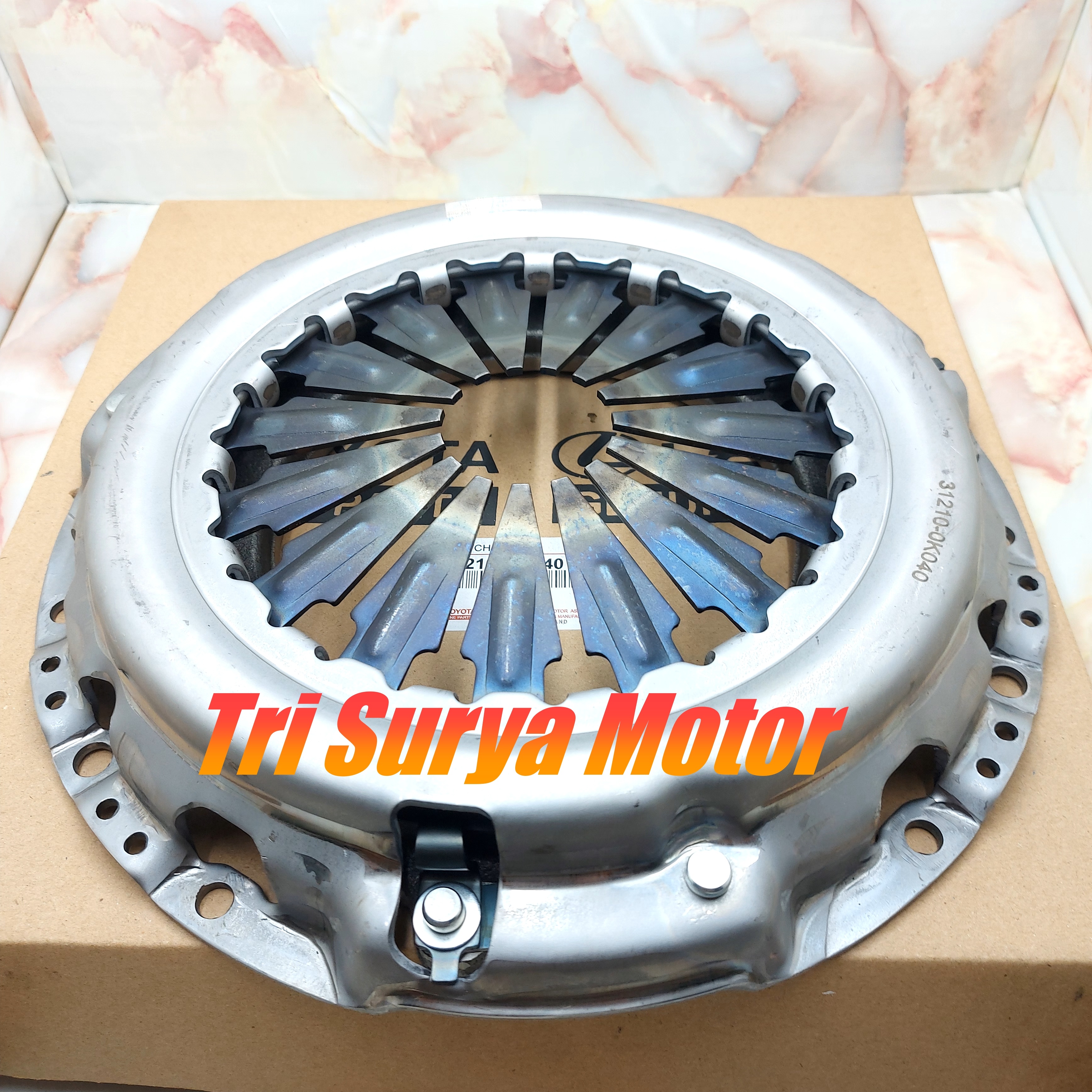 MATAHARI DEKRUP CLUTCH COVER HILUX 2,5CC 2KD/FORTUNER DIESEL DIAMETER 26CM HARGA 1PC Harga 775,000 rupiah*Gratis Ongkir