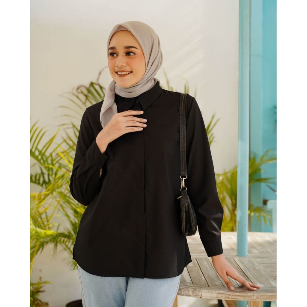 BAJU KEMEJA WANITA ATASAN MUSLIMAH HIJAB PUTIH HITAM POLOS BASIC SHIRT TOYOBO PREMIUM KOREAN STYLE TERBARU 2022 Gratisk Ongkir Baju Muslimah - Lazada | Lazada Indonesia