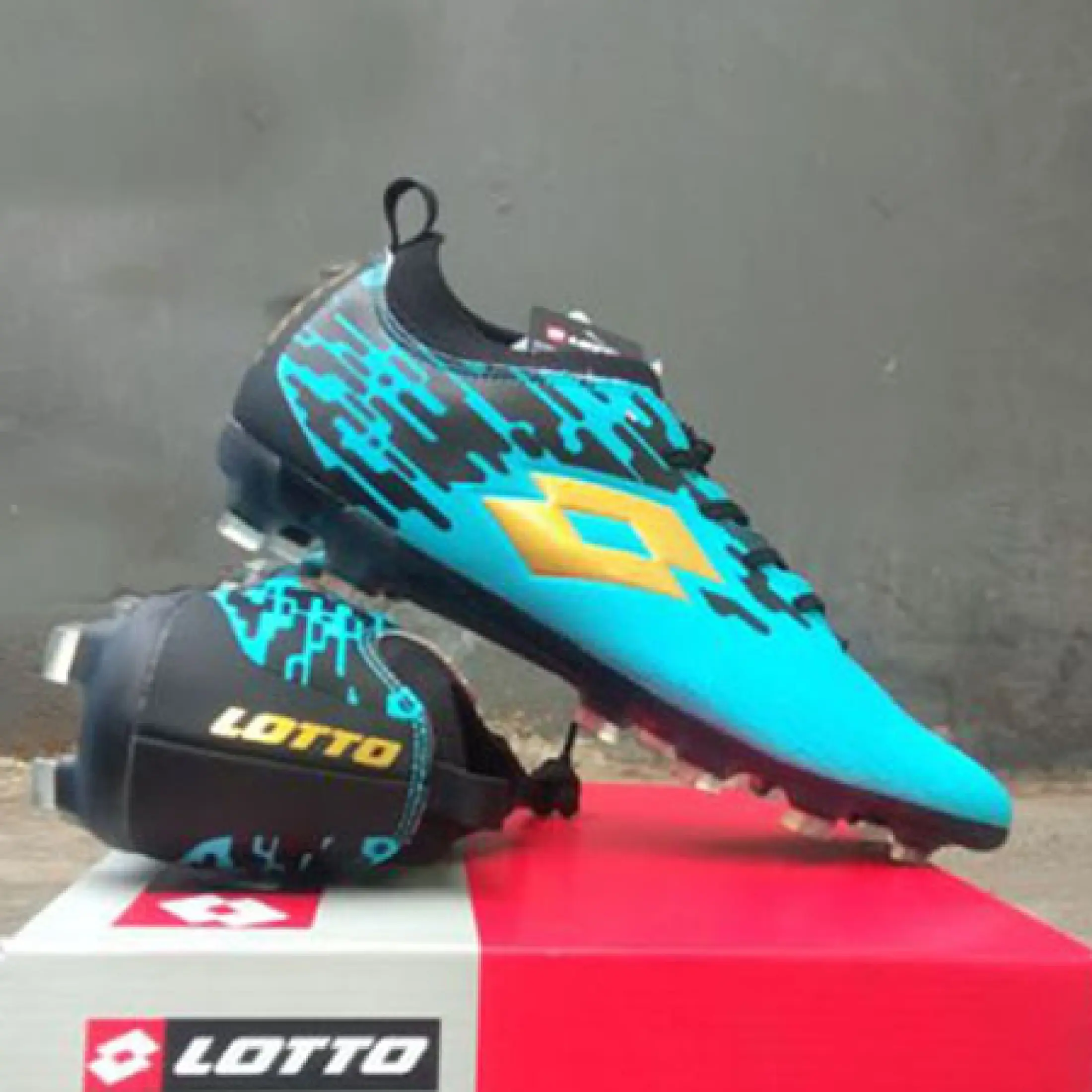 Sepatu Bola Lotto Veloce Fg Solid Atoll Black Gold Lazada Indonesia