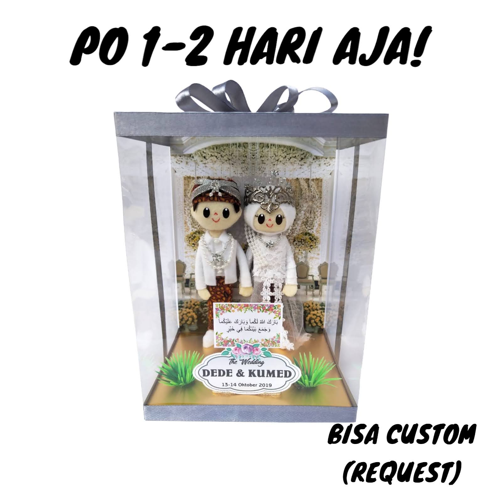Kado Pernikahan Boneka Pengantin Adat Sunda Box Mika Sedang (15,5X11,5 CM)