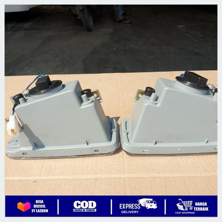 PROMOSI 1 SET LAMPU KABUT BUMPER ASSY TOYOTA KIJANG KAPSUL KRISTA 2000-2002 SELAMAT DATANG DI BARANG ORI Harga 691,200 rupiah*Gratis Ongkir
