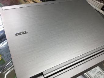 Cuci Gudang- Laptop USA Dell Latitude RAM 4GB HDD 250GB- CORE I5 Cocok Buat Officer- Kuliahan & Professional ( DESAIN KEREN )  
