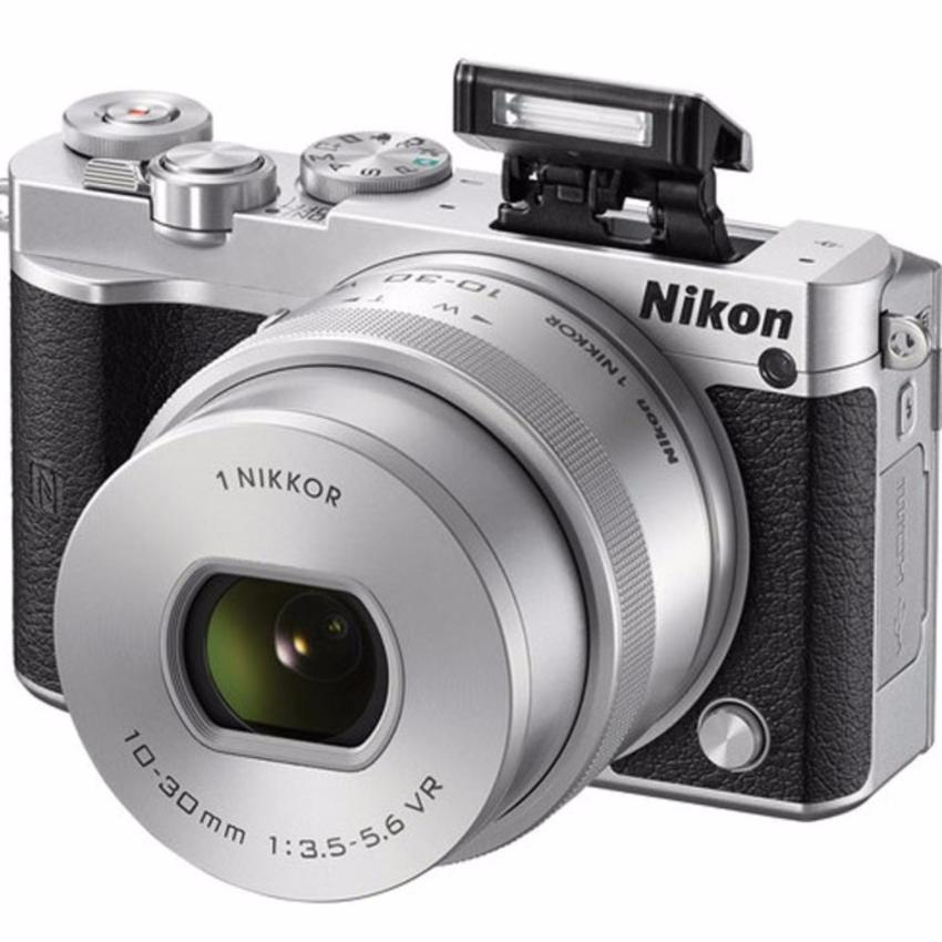 Nikon 1 J5 Kit 10-30mm VR PD-Zoom Kamera Mirrorless - Silver + Free LCD Screen Guard  