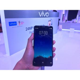Vivo V7+ Smartphone - 4/64 GB Full View Display -ori  