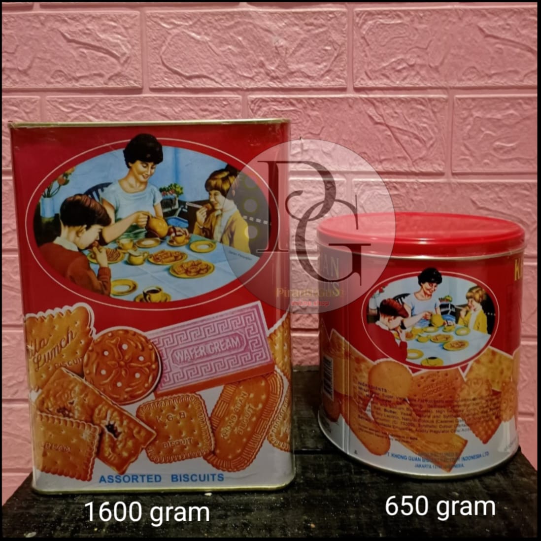 Khong Guan Biscuits in Cans of 1600 Grams and 650 Grams, Eid Cakes