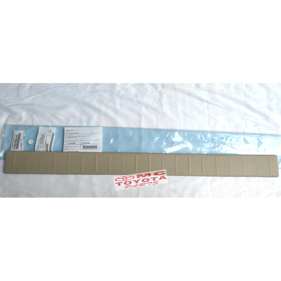 Sill Plate List Plate Bagasi Belakang Avanza Xenia 67935-BZ020-A0 Harga  98,000 Ringgit*Penghantaran Percuma