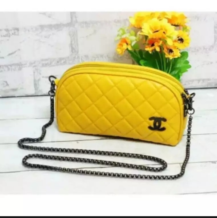 Lazada Indonesia - [BISA COD] Tas Selempang wanita kondangan terbaru 2022 tas kantor simple tas cantik