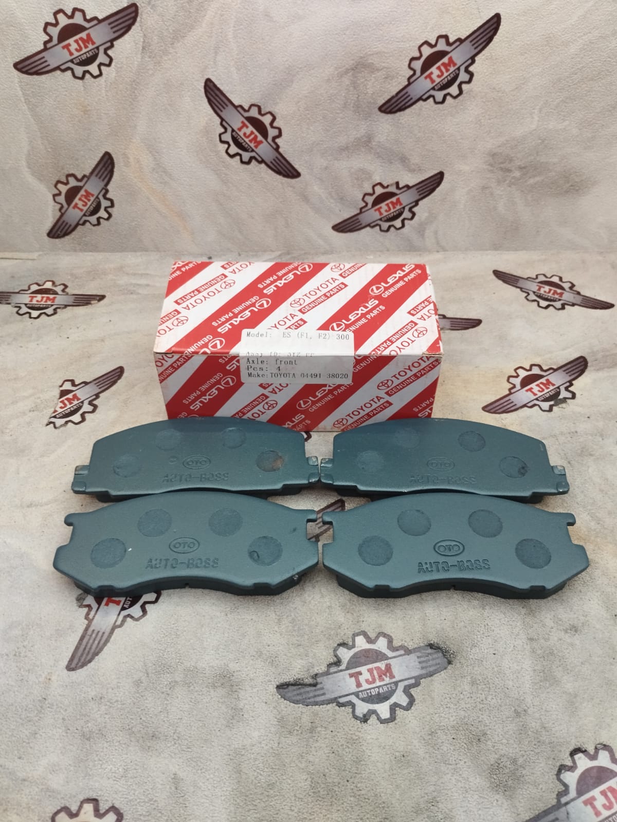 Brakepad Kampas Rem Depan KIjang 5K Harga 1Set 04491-38010 Harga  82,500 Ringgit*Penghantaran Percuma