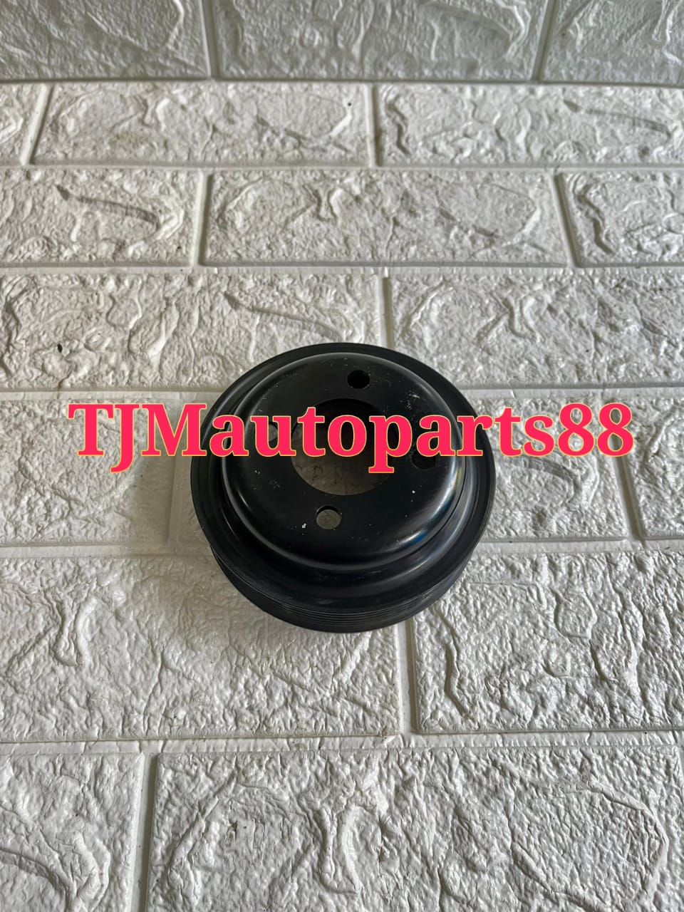 Pulley Water Pump Fortuner Hilux Innova Reborn Diesel 16371-0E010 Original Giá 350,000 Đồng*Miễn phí vận chuyển