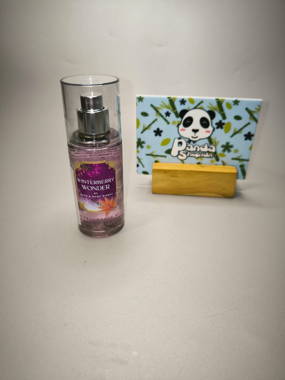 Bath and Body Works Fragrance Mist Winterberry Wonder 75 mL