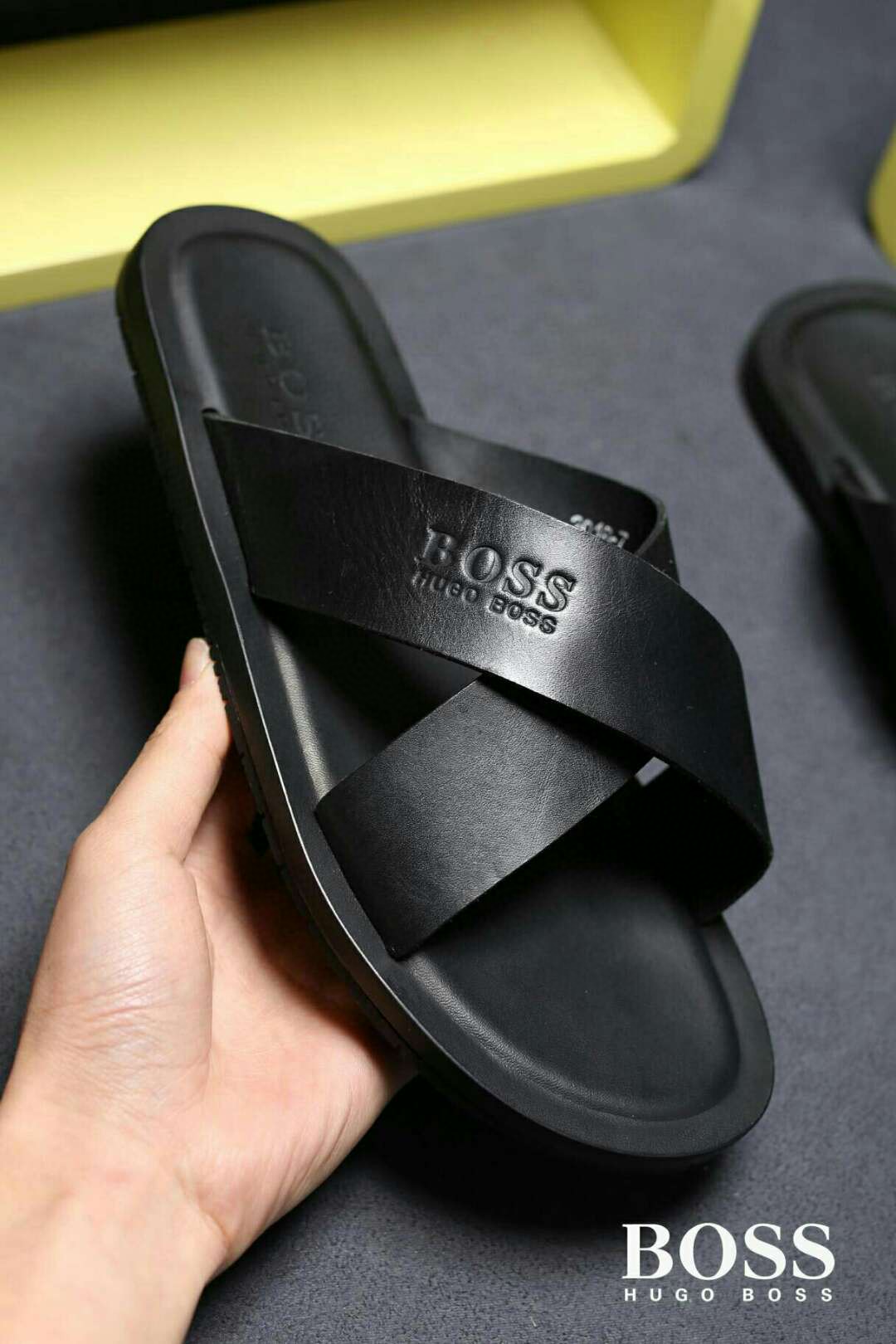 fashionable flip flops 2020