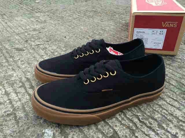 vans authentic black gum original
