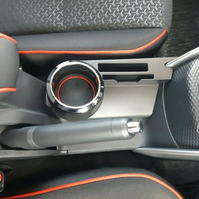 PROMO TERBATAS - CUP HOLDER TENGAH MOBIL TOYOTA RAIZE GR SPORT Harga 654,000 rupiah*Gratis Ongkir