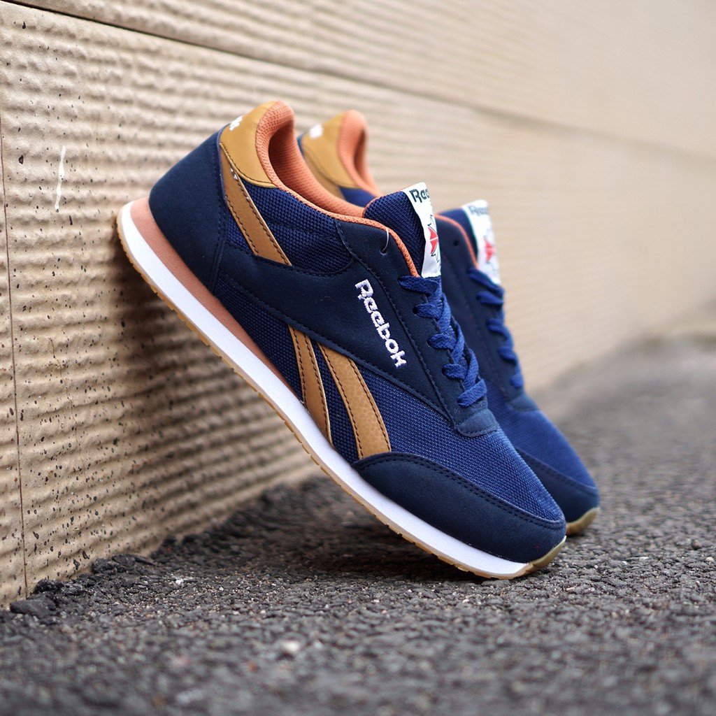 sepatu pria Reebok_running neo classic 