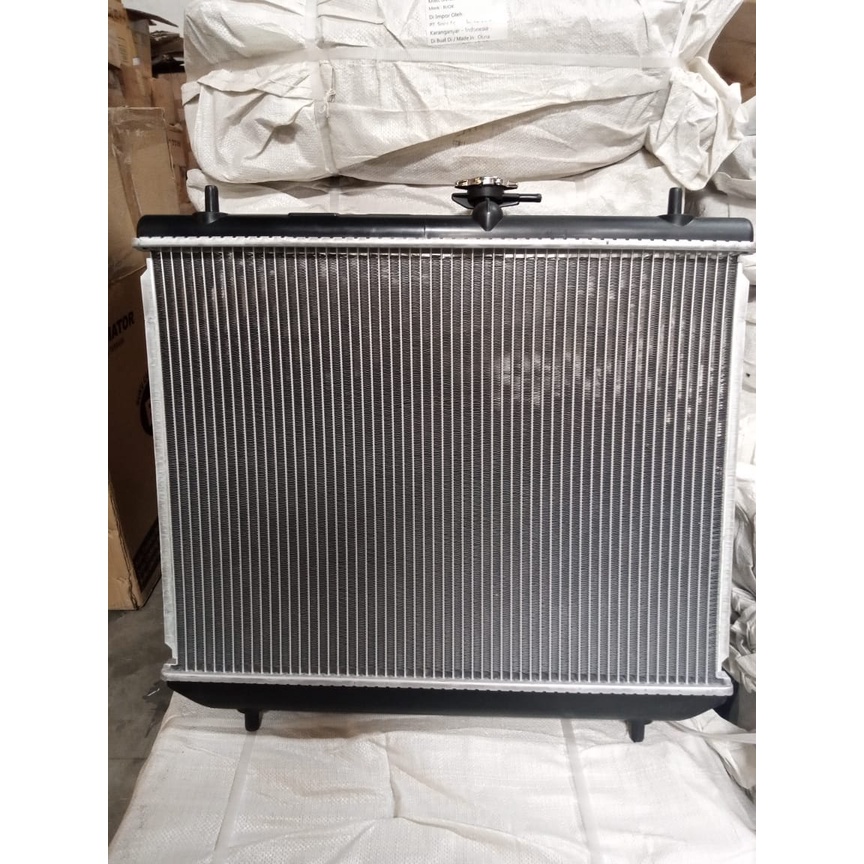 RADIATOR ASSY TOYOTA AVANZA 1500CC MANUAL AOR 16400-BZ170 Harga 750,000 rupiah*Gratis Ongkir
