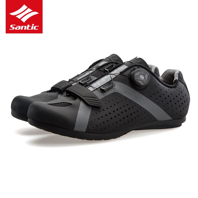 sepatu cleat santic