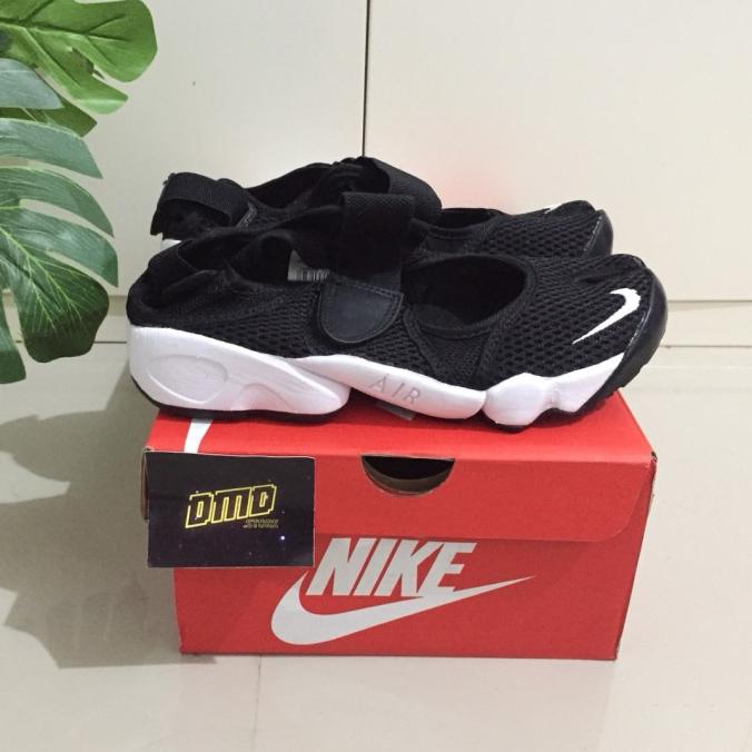 harga nike air rift