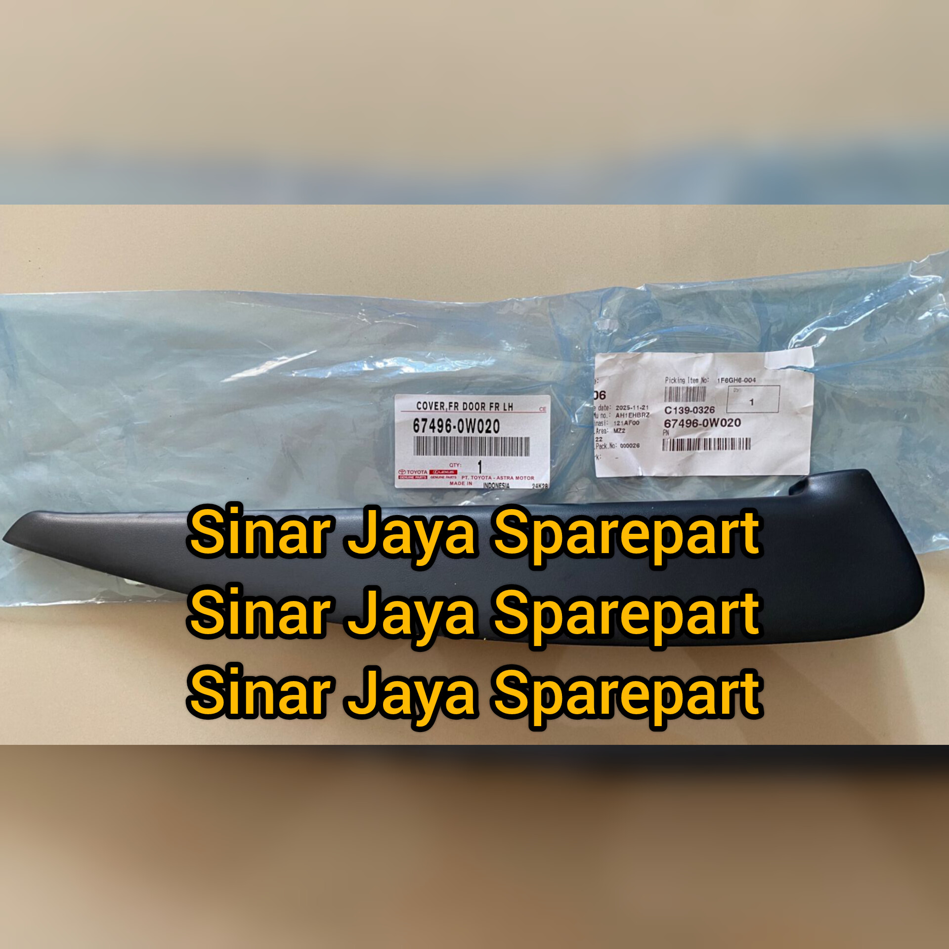 Toyota Dyna Saurus all type Hino Dutro all original type 67496-0w020/67496-37010 left door cover Harga 140,000 rupiah*Gratis Ongkir