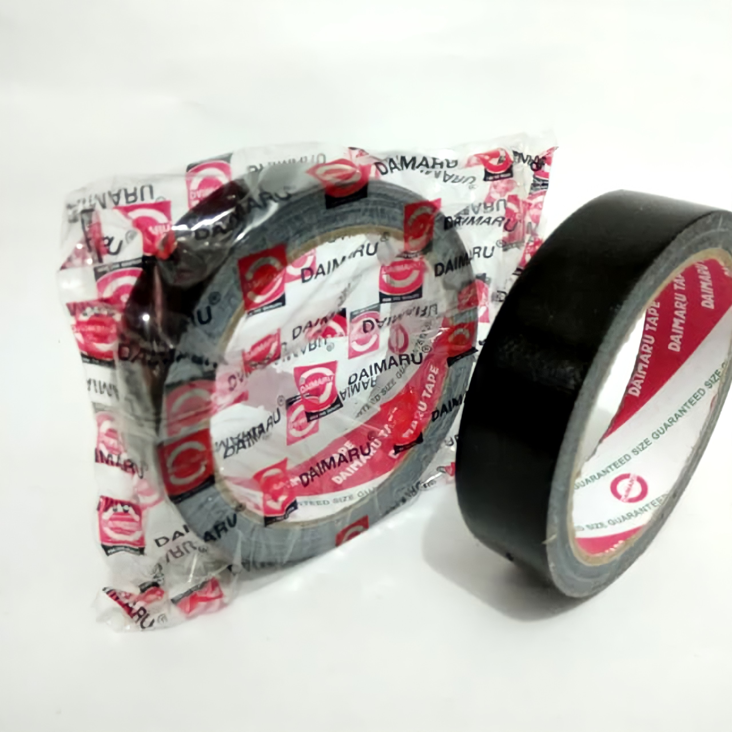 Kosmosga sayohat haqida porno multfilm Xotinlar oq suyuqlik bilan tolib-toshgan (kesilgan)