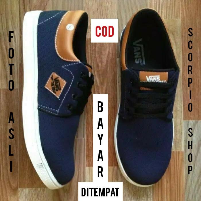 4 WARNA VNS KOTAK BIRU sepatu kasual pria cowok cowo olahraga sekolah sport sneakers sneaker kets lari casual formal kerja kantor santai biru navi navy denim jeans levis strip coklat cokelat merah maron hitam marun murah termurah bagus keren 4 WARNA VNS KOTAK BIRU sepatu kasual pria cowok cowo olahraga sekolah sport sneakers sneaker kets lari casual formal kerja kantor santai biru navi navy denim jeans levis strip coklat cokelat merah maron hitam marun murah termurah bagus keren
