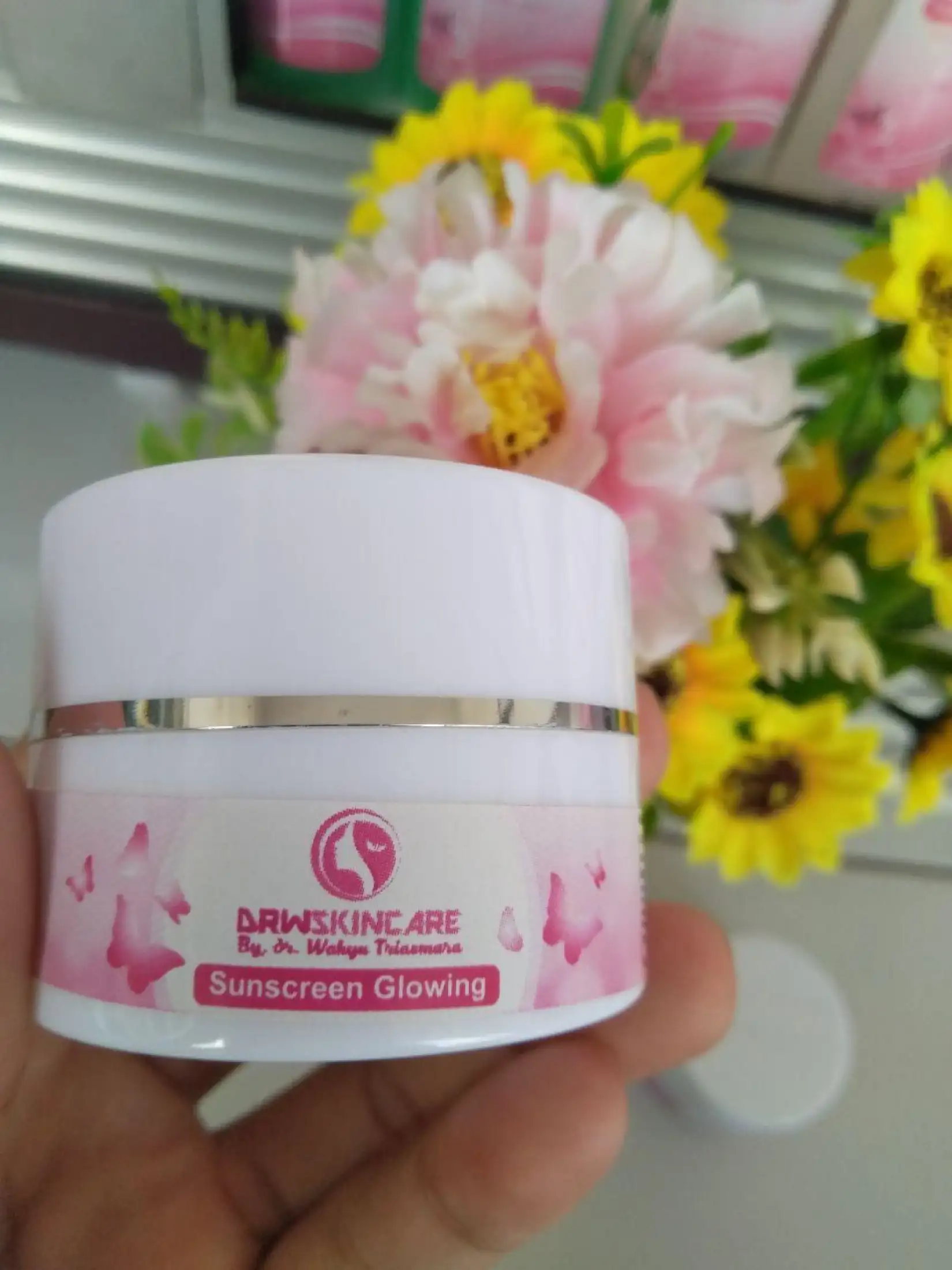 cream glowing drw skincare
