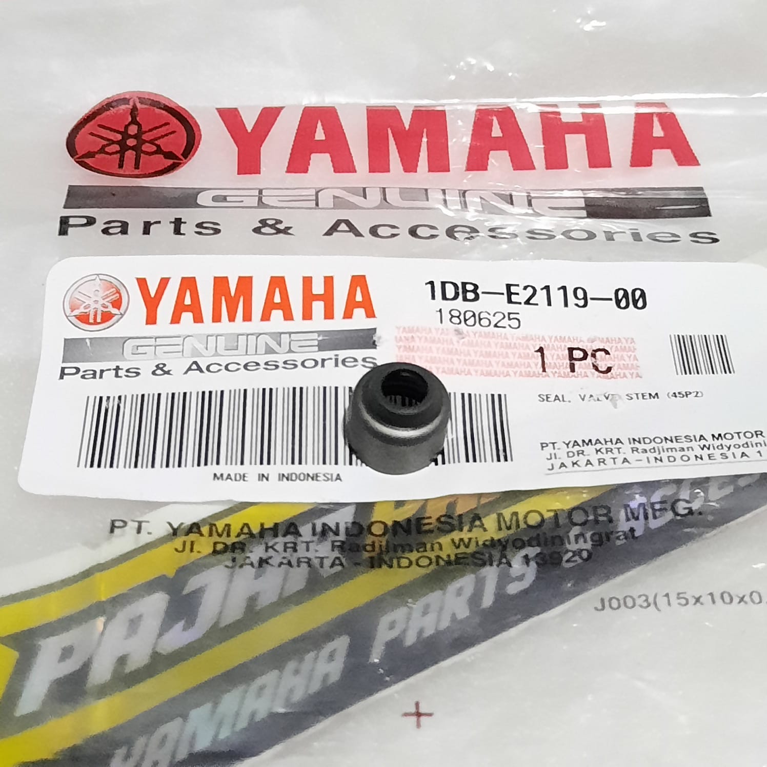 Byson Nmax Aerox Mio J original seal valve stem Ori Yamaha 1db-e2119-00 Harga 15,500 rupiah*Gratis Ongkir