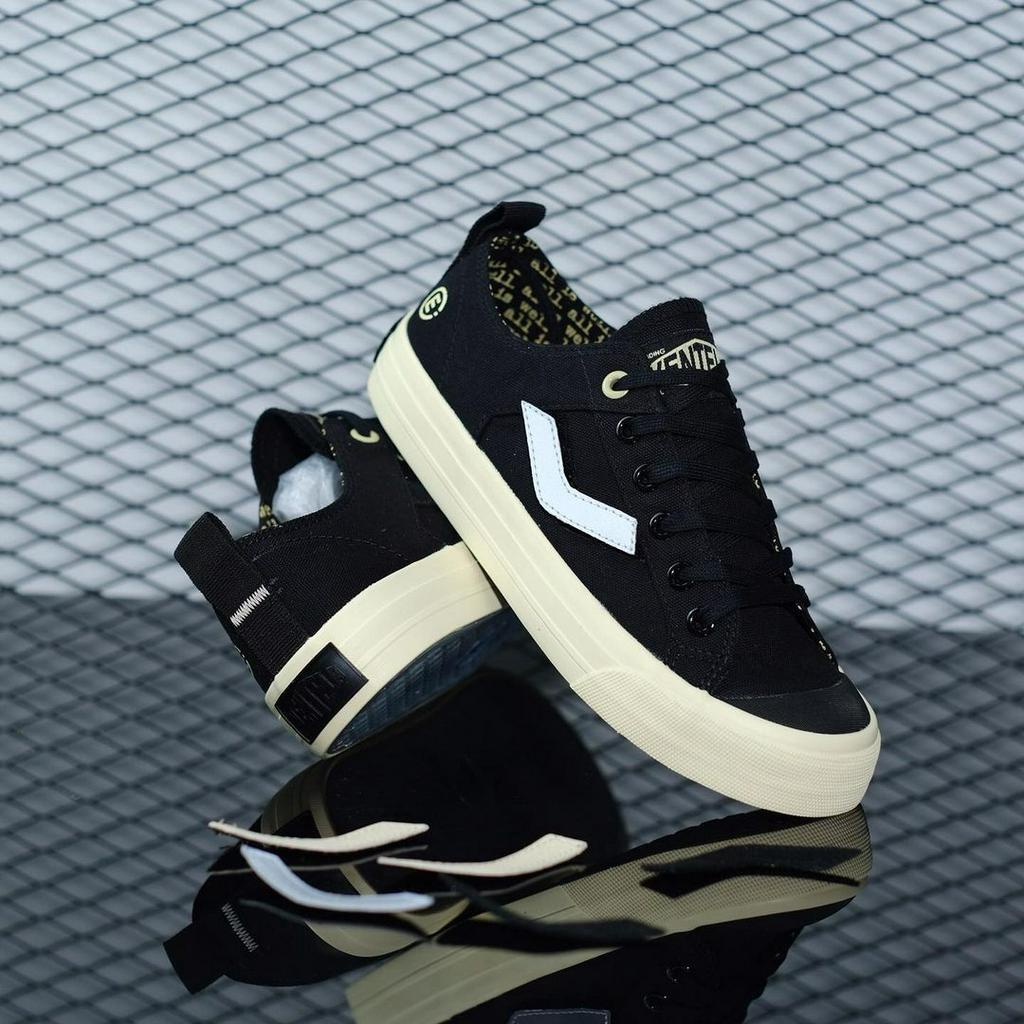 adidas gazelle silver green womens Adidas Samba Consortium Cup END. Past IE0167 – N-Hype main image 0