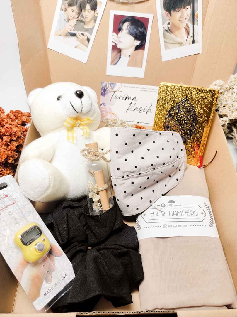 Hampers Hijab Kado Cewek Mewah Premium hadiah Ulang TAHUN/wisuda/LEBARAN