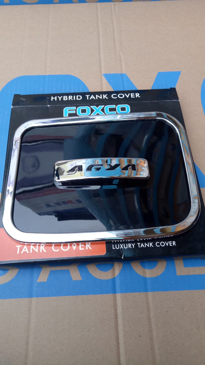 CE1-HGHH - TOYOTA AGYA TANK COVER HYBRID AGYA HITAM LOGO HITAM TANK COVER AGYA TUTUP TANGKI AGYA TANK COVER TOYOTA AGYA TUTUP COVER TANGKI AGYA HYBRID HITAM LOGO HITAM AGYA TANK COVER TOYOTA AGYA MODEL HYBRID Harga 57,500 rupiah*Gratis Ongkir