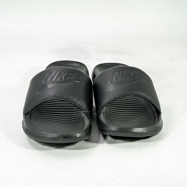 Harga sandal slip on best sale nike original