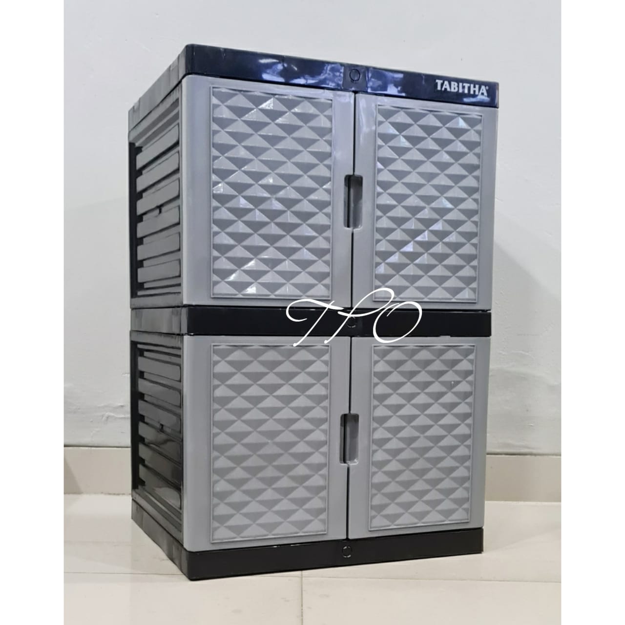 Tabitha Plastic Cabinet with 2 Minimalist Shelves Hk [Tabbox] Harga 97,000 rupiah*Gratis Ongkir