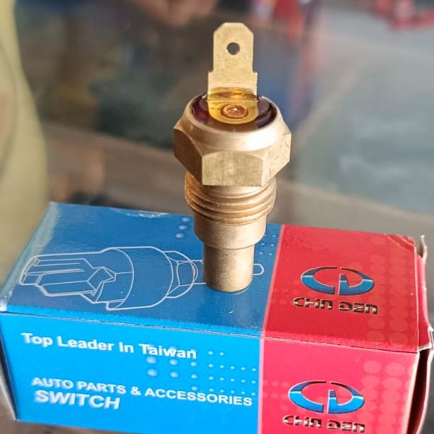 Toyota Kijang kf50 temperature switch per PCs Harga 65,000 rupiah*Gratis Ongkir