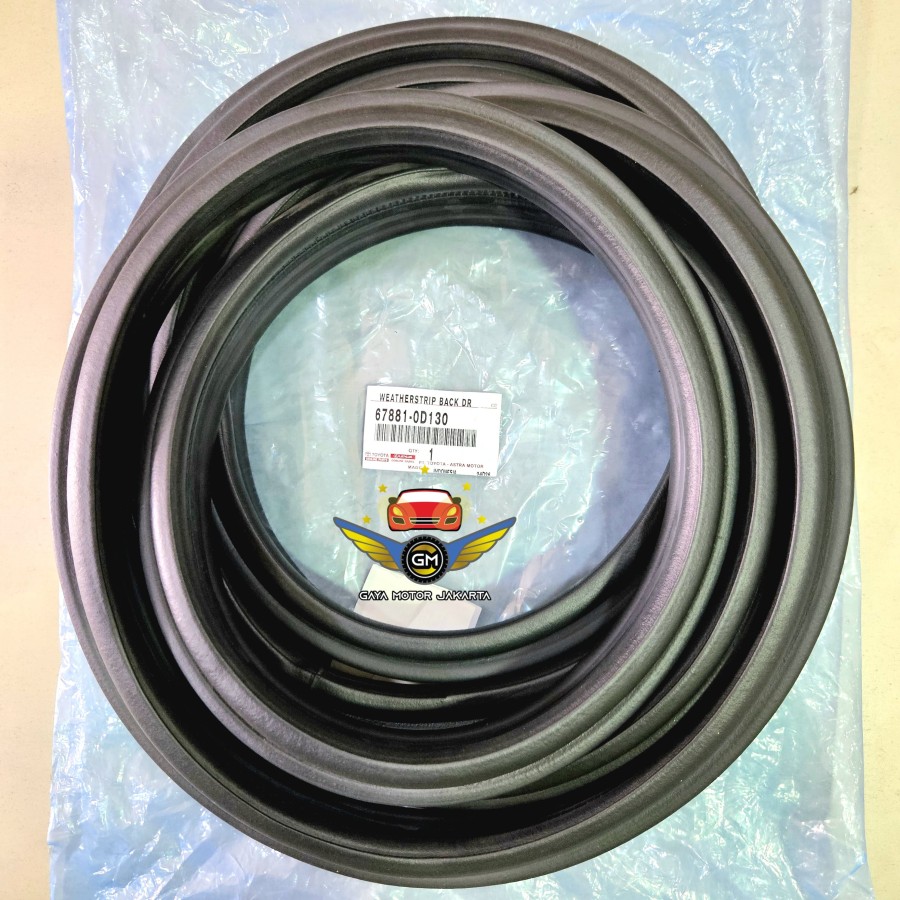 Karet Body Pintu Bagasi-Pintu Belakang Toyota Sienta 67881-0D130 Harga 560,000 rupiah*Gratis Ongkir