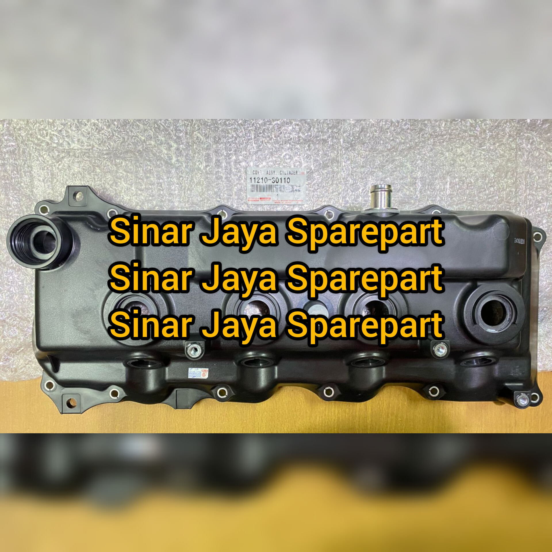 Cover Tutup cylinder head Hilux 3.0cc 2.5cc Fortuner 3.0cc 2.5cc Innova 2.5cc original 11210-30110 Harga 2,500,000 rupiah*Gratis Ongkir