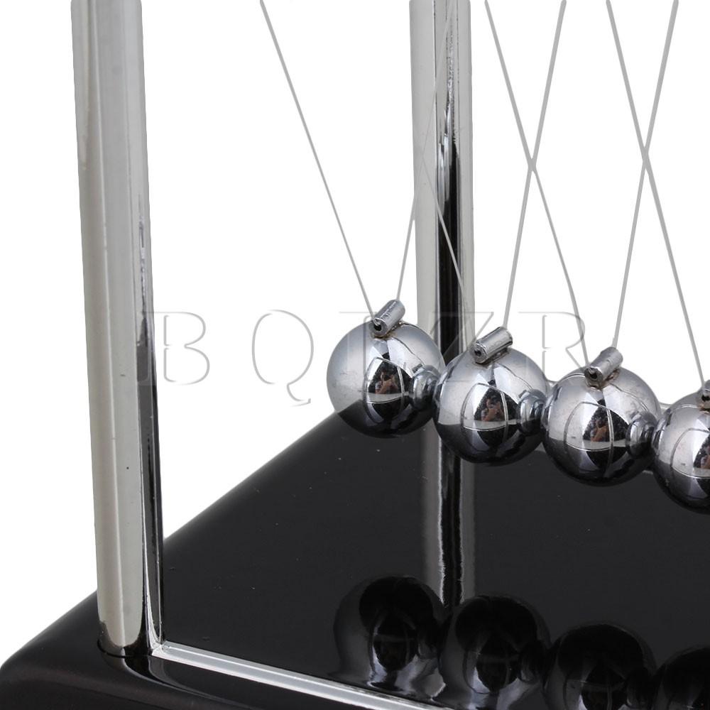 Keseimbangan Bola Cradle Newton Mainan Meja .