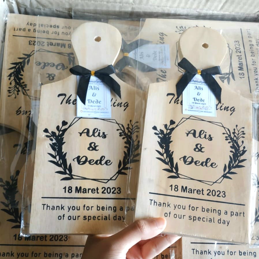 Souvenir Talenan Kayu 50 Pcs