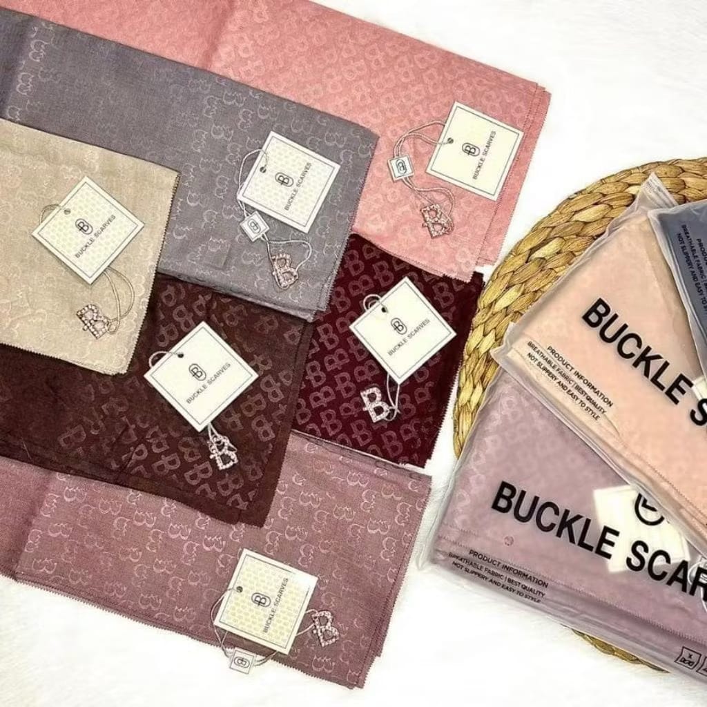 Paket Usaha 10pcs Random Buckle Scarves Emboss Kerudung Segiempat Monogram Nayla Hija'b Harga 195,999 rupiah*Gratis Ongkir