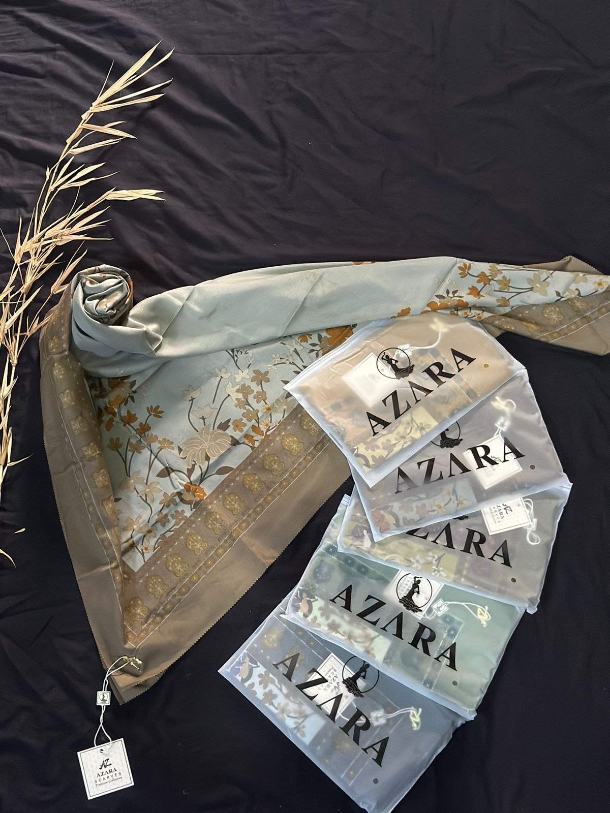 promo 10 pcs Kerudung segi empat azara motif kemasan pouch terbaru // hijab azara paket 10 pcs random // jilbab segi empat motif by azara Harga 18,500 rupiah*Gratis Ongkir