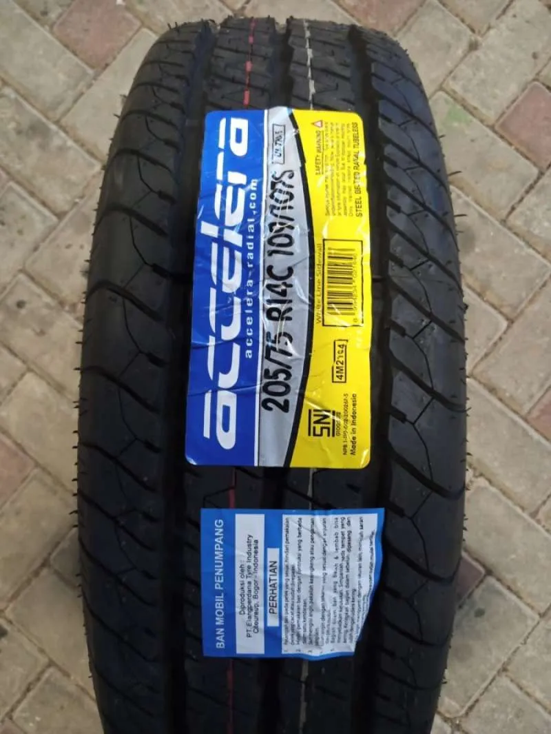 ACCELERA 205/75 R14 ULTRA 5 – Cocok untuk Toyota Kijang, Isuzu Panther, Mitsubishi L300 Harga 816,000 rupiah*Gratis Ongkir