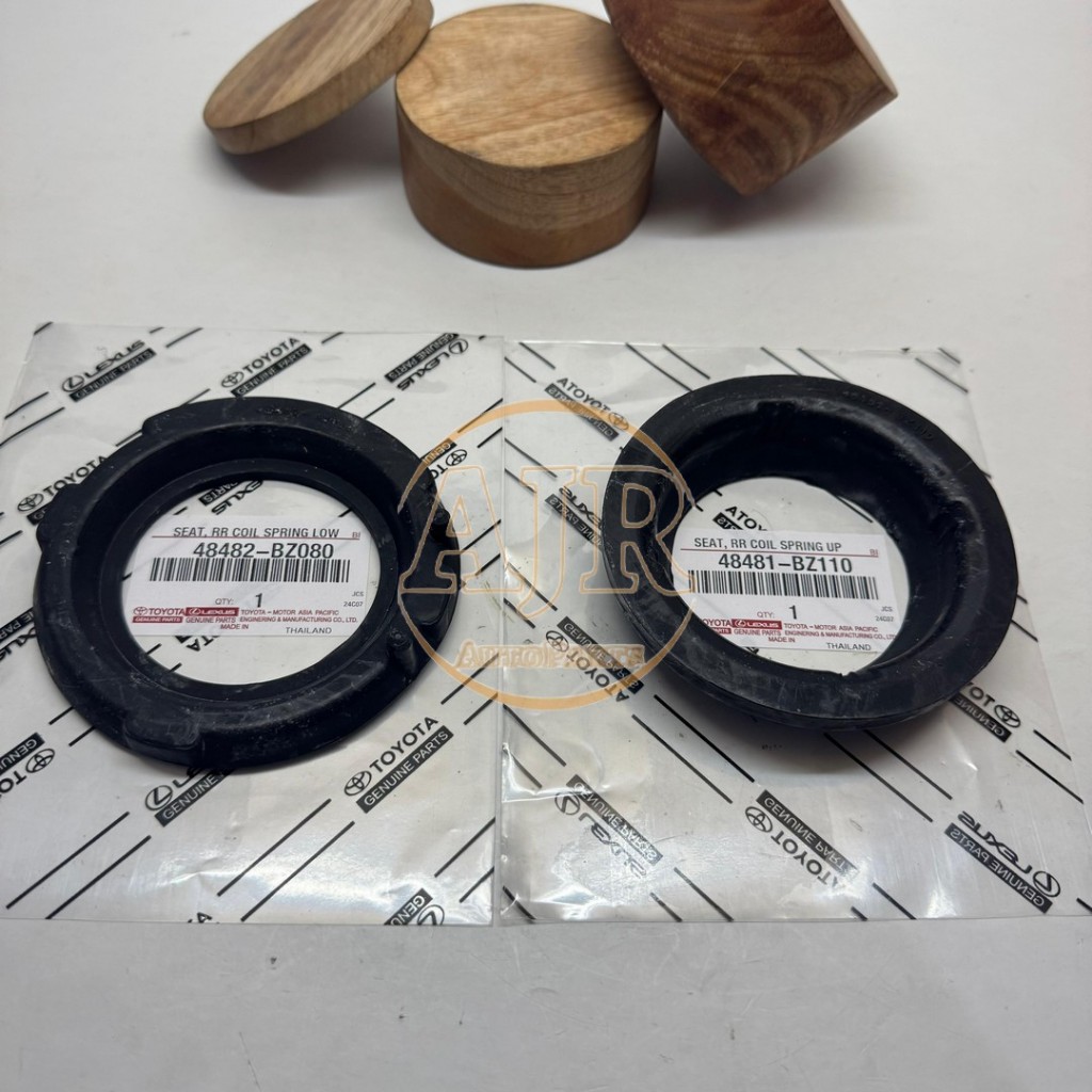 Rubber placemat per conch set coil spring top bottom up low Toyota Agya Ayla 48482-bz080 & 48481-bz110 #34.320 (400gram) Giá 17,160 Đồng*Miễn phí vận chuyển